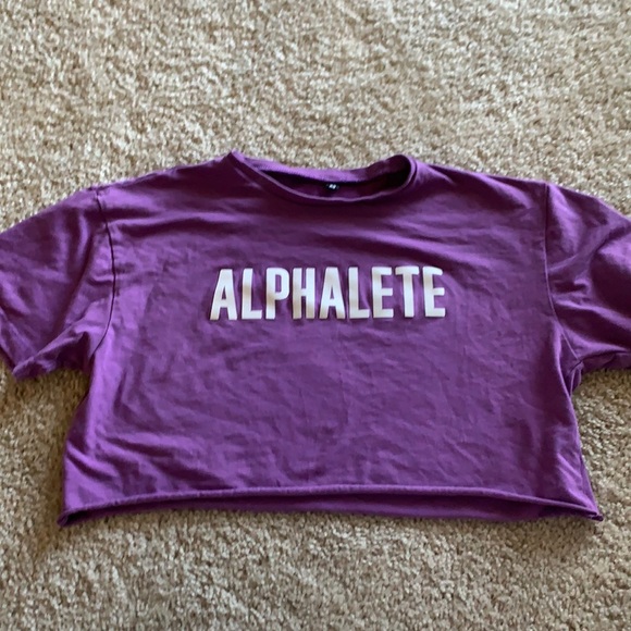 Alphalete Crop Top - Picture 1 of 3